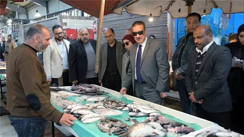 استعدادًا لأعياد الربيع.. حملات تموينية على الأسواق والمخابز ببورسعيد 