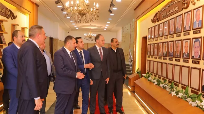 محافظ دمياط يجرى جولة بميناء دمياط ومركز  العمليات المشتركة 