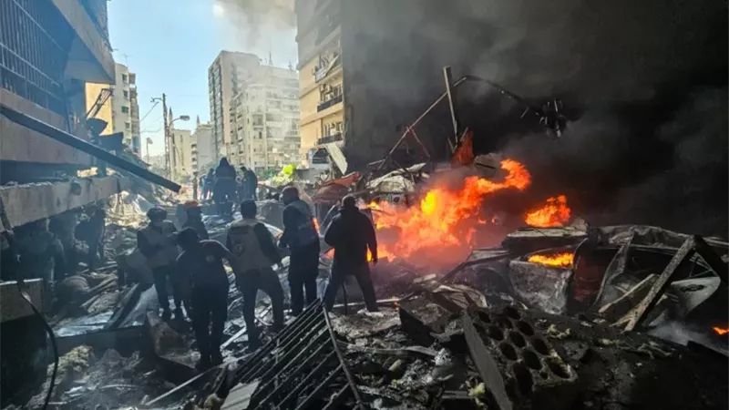 9 شهداء في غارات إسرائيلية على بلدتي جباع بالنبطية وأنصارية جنوبي لبنان