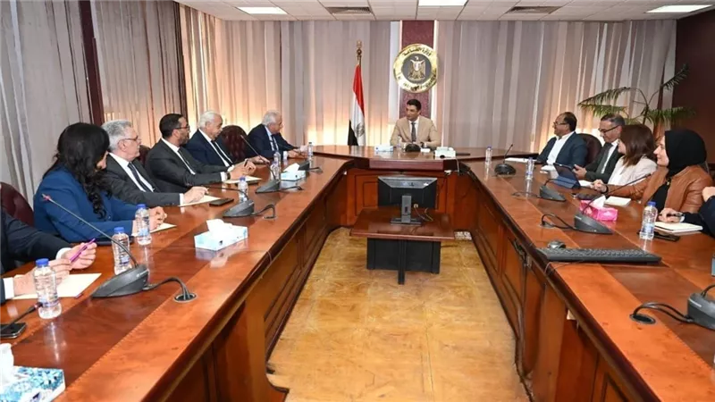 مصر تطالب أمريكا بإعادة النظر في الرسوم المفروضة على واردات حديد التسليح