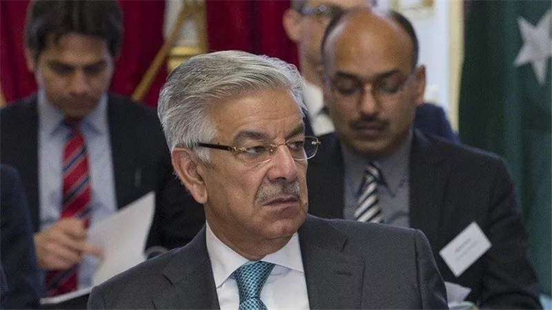 تصريح جرئ.. وزير الدفاع الباكستاني: إسرائيل شر ولعنة على البشرية