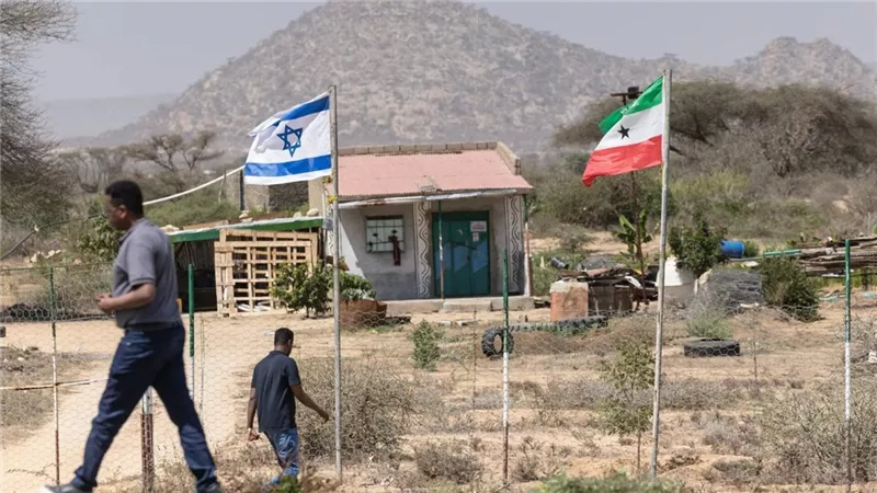 تسريع وتيرة العمل بالقاعدة الأمريكية الإسرائيلية في أرض الصومال.. ما القصة؟