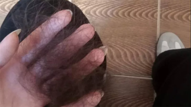 «تعالي البيت وكل حاجة هتتحل».. فيديو متداول يفجر أزمة داخل مدرسة بالقليوبية