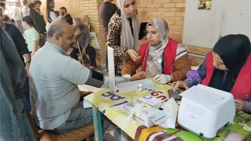 صحة السويس تطلق قافلة طبية بكنيسة الأنبا أنطونيوس بمناسبة عيد القيامة