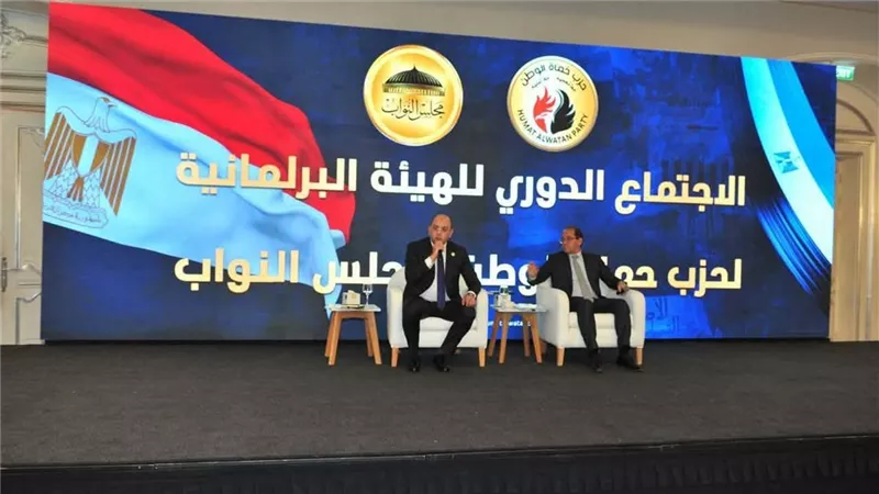 انفراجة ضريبية وزيادة أجور.. نتائج اجتماع 