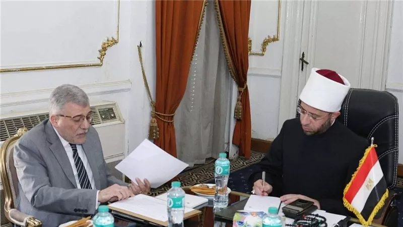وزير الأوقاف يجتمع بقيادات هيئة الأوقاف لتنمية الموارد وتعظيم استثمارات الوقف 