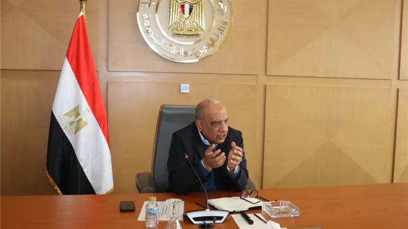 وزير الكهرباء: توفير 18 ألف ميجاوات ساعة و3.5 مليون متر مكعب وقود