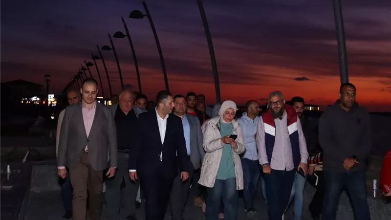 محافظ دمياط يتفقد ممشى اللسان ويشدد على رفع كفاءة الخدمات للمواطنين