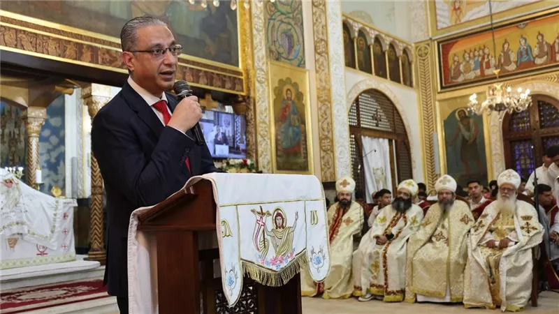  أحمد الأنصاري يزور مطرانية الجيزة للأقباط الأرثوذكس للتهنئة بعيد القيامة