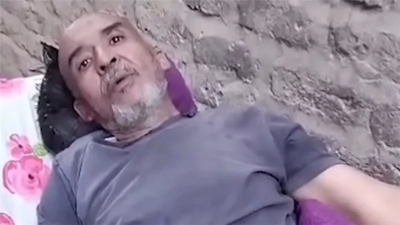 بعد فيديو “الفانلة بالقسط”.. استجابة عاجلة من صحة الأقصر لعلاج سائق القوافل 