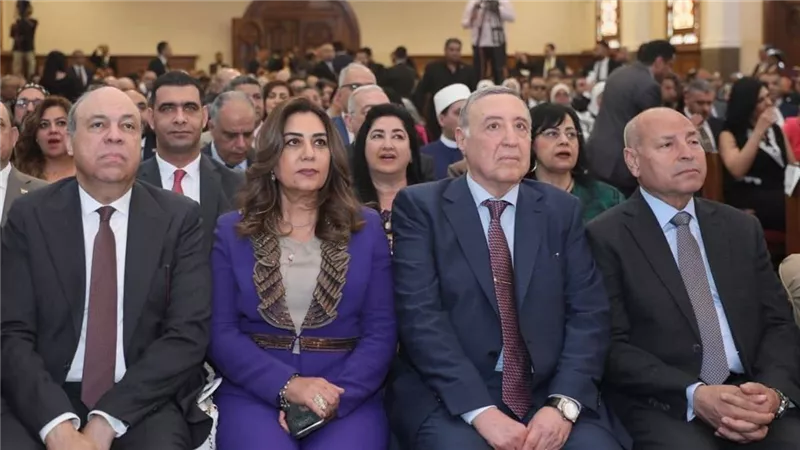 وزيرة التنمية المحلية والبيئة تشارك في احتفالية الطائفة الإنجيلية بعيد القيامة