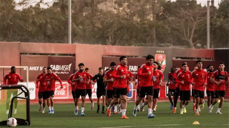 سانتا كلارا البرتغالي يفاوض الأهلي للتعاقد مع لاعب الفريق