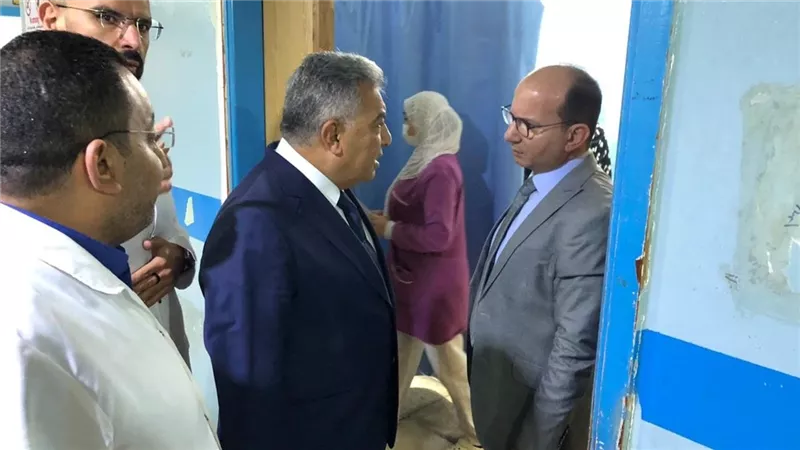 جولة مفاجئة لمحافظ الدقهلية داخل مستشفى بلقاس ومتابعة شكاوى المرضى