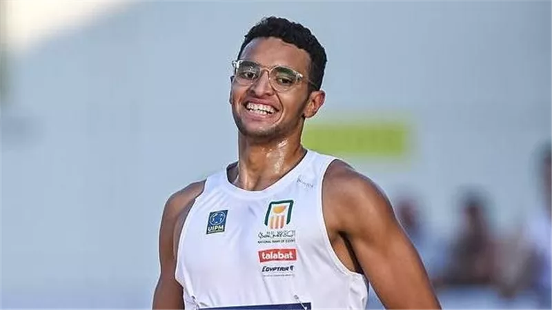 وزير الرياضة يهنيء معتز وائل بعد التتويج بذهبية كأس العالم للخماسى الحديث 