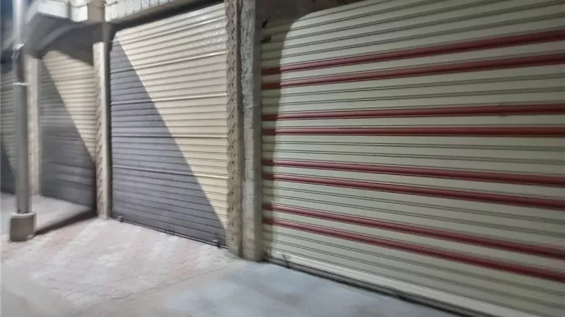 محافظ الغربية يواصل المتابعة اليومية لتطبيق مواعيد غلق المحال