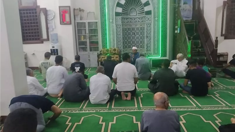 أئمة أوقاف السويس يناقشون مخاطر الانتحار في الدروس المنهجية بالمساجد