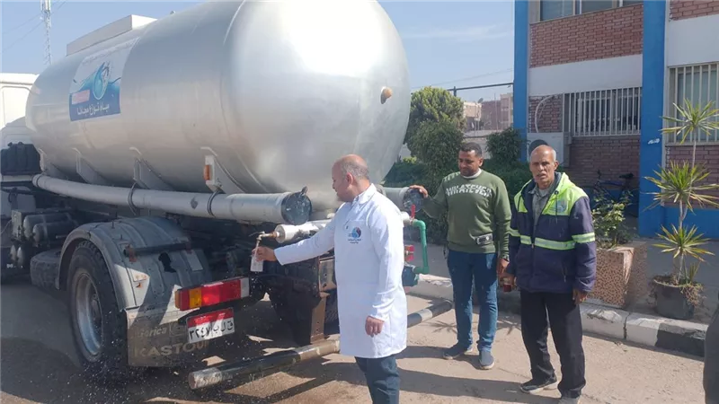 رئيس شركة المياه بالقلوبية يوجه بالدفع بسيارات ماء نقي بحدائق القناطر الخيرية