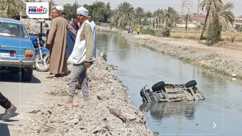 متأثرة بإصابتها.. وفاة ربة منزل في حادث انقلاب سيارة بمصرف مائي بالفيوم