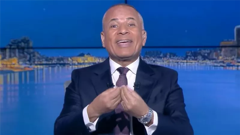 أحمد موسى: مصر تتحمل أعباء اللاجئين.. و«حياة كريمة» موجهة للمصريين فقط