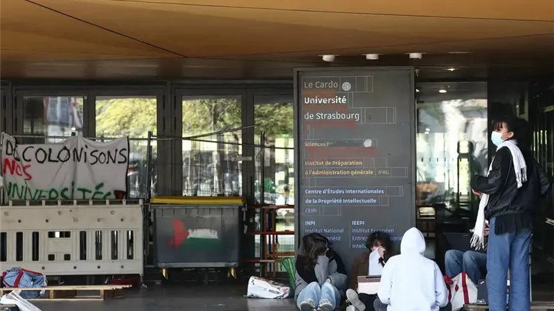 اتهامات بتغلغل فكر الإخوان المسلمين إلى الجامعات الفرنسية.. ما القصة؟