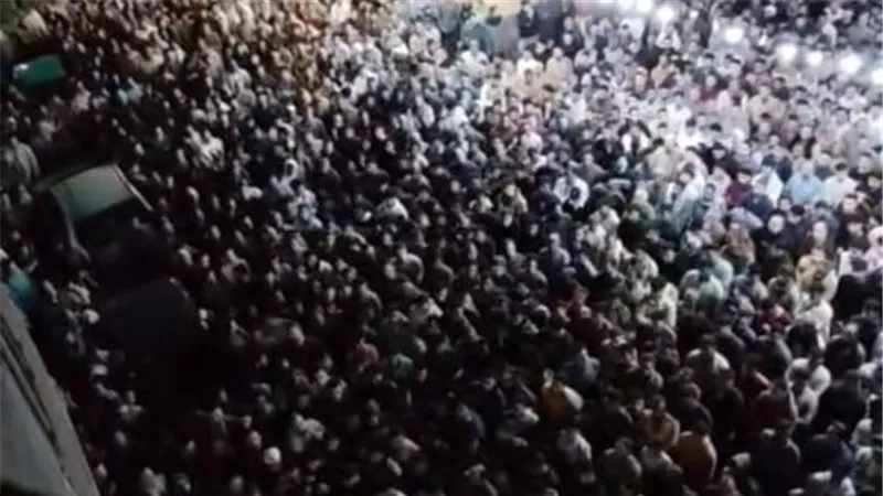 غريق العريش.. أهالى قرية طليا بالمنوفية يشيعون جثمان طالب صيدلة
