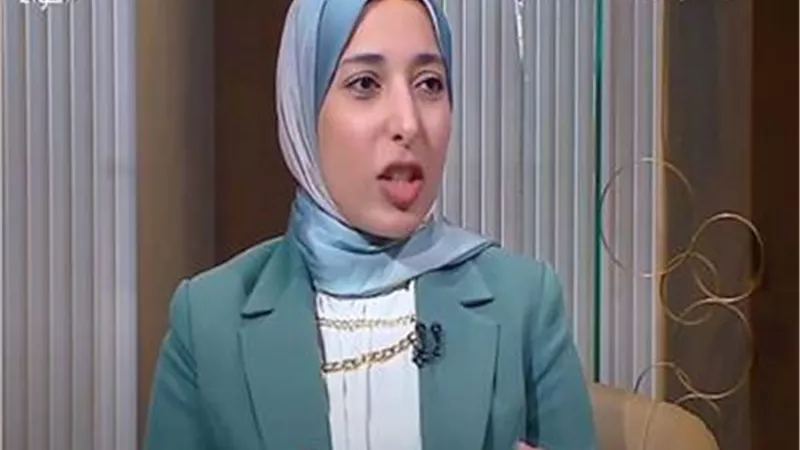 أمينة الفتوى: المرأة حرة تختار تعليمها ومجال عملها وطريق حياتها