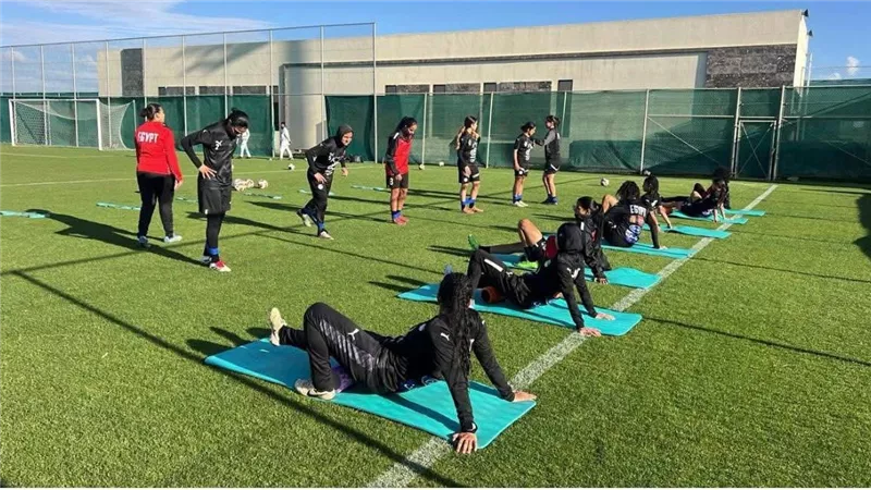 المنتخب الوطني للكرة النسائية يختتم استعداداته لمواجهة السعودية وديا غدا