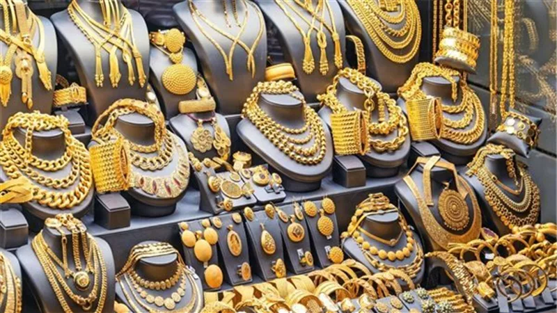 بسبب الدولار.. «شعبة المعادن» توضح سر تراجع الذهب 1.8% في أسبوع