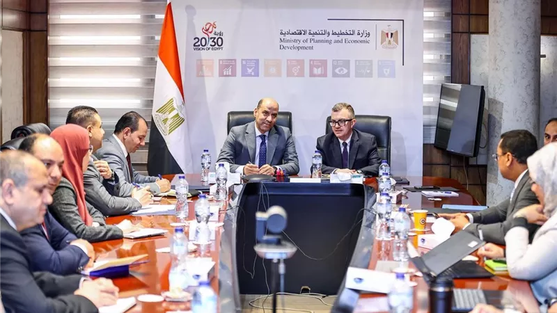 التخطيط والعمل: ربط الاستثمار بالتشغيل لبناء سوق عمل أكثر كفاءة في مصر