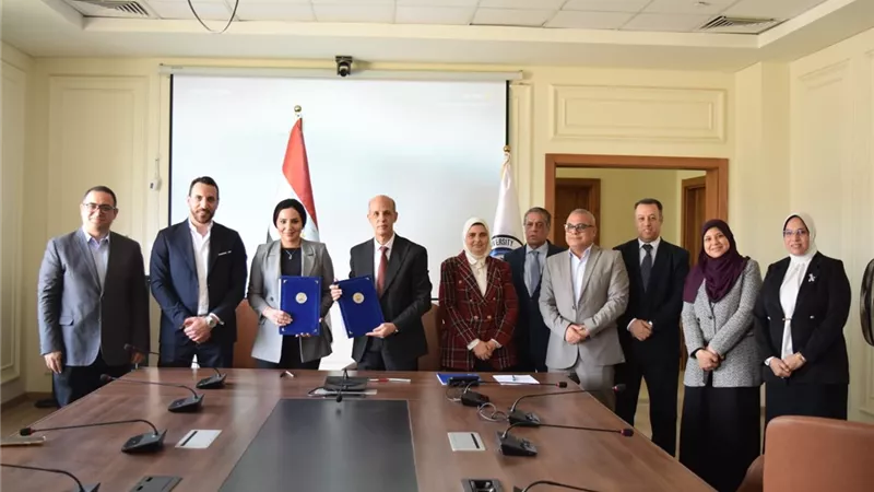 بنى سويف الأهلية : توقيع عقد توريد 36 وحدة أسنان للتدريب وخدمة المجتمع