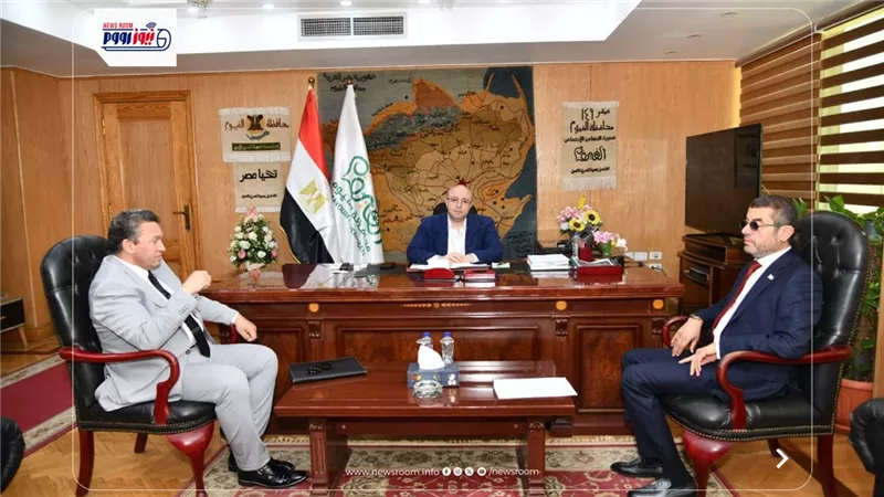 محافظ الفيوم يتابع الاستعدادات لافتتاح مكتب التصديقات والخدمات القنصلية