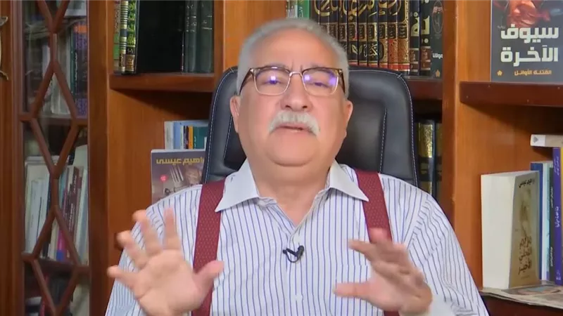 «لا تختاروا بين السم والخنجر».. إبراهيم عيسى يهاجم ثنائية إيران وإسرائيل
