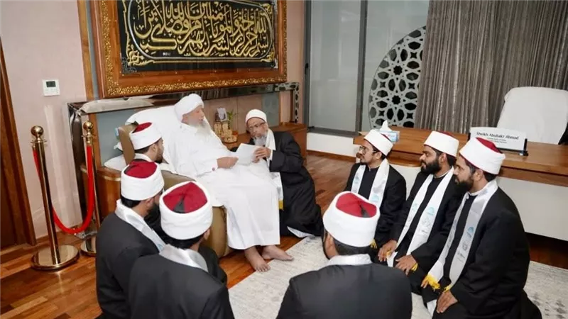مفتي الديار الهندية يشيد بدور «أكاديمية الأزهر» في تأهيل الأئمة والدعاة 