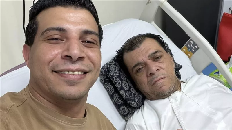 عصام شعبان عبد الرحيم يخضع لعملية جراحية.. وشقيقه يدعو له 