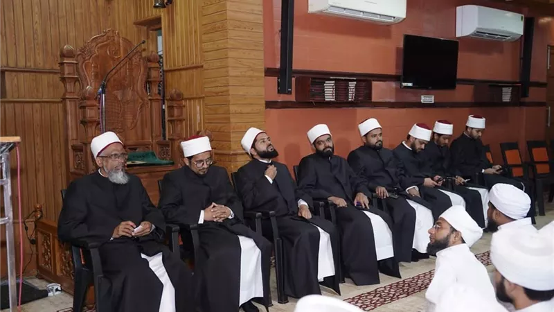 جامعة «مركز الثقافة السنية» بالهند تحتفي بأئمة الأزهر بعد عودتهم