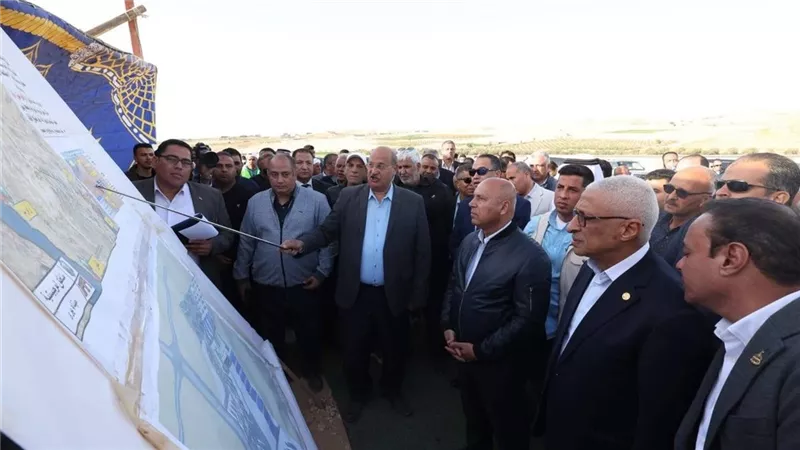 وزير النقل يتفقد مشروع تطوير ميناء العريش البحري والمنطقة اللوجستية بالعريش   