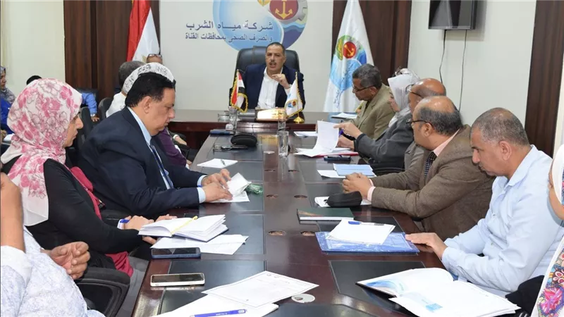 مياه القناة: صيانة دورية لشبكات الصرف الصحي ومتابعة مستمرة للمشروعات الجارية 