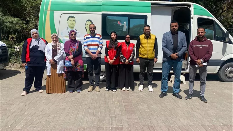 صحة القاهرة: انتشار فرق التثقيف الصحي والقوافل الطبية بالمنتزهات