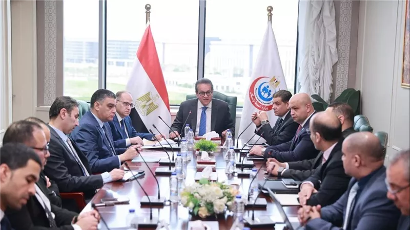 «الصحة» تؤكد: مخزون استراتيجي آمن من الأدوية وإجراءات حاسمة ضد الاحتكار