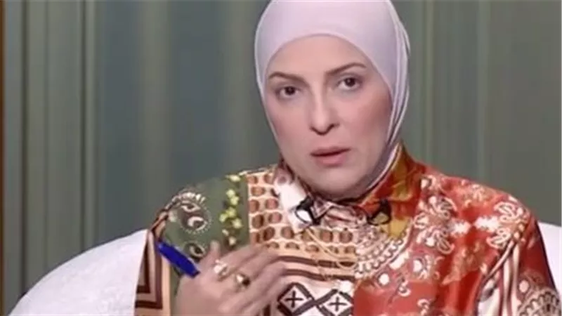 الست تخبي فلوسها ولا تقول لجوزها ؟.. دعاء فاروق تكشف الإجابة
