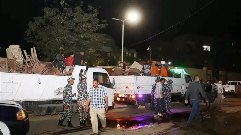 رفع 255 حالة إشغال بحي جنوب أسوان ضمن حملات مكثفة لإعادة الانضباط