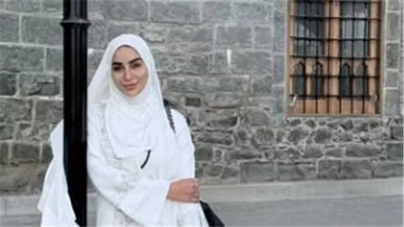 جوري بكر: 