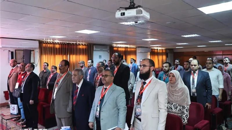 عميد كلية الطب بأسيوط يفتتح فعاليات المؤتمر الدولي السابع لقسم الأنف والأذن 