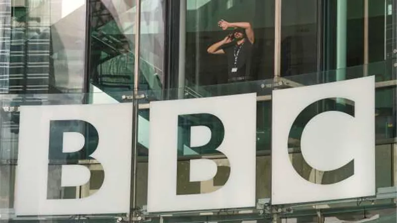 أكبر عملية إعادة هيكلة منذ 15 عاما.. BBC تُعلن تقليص 2000 وظيفة