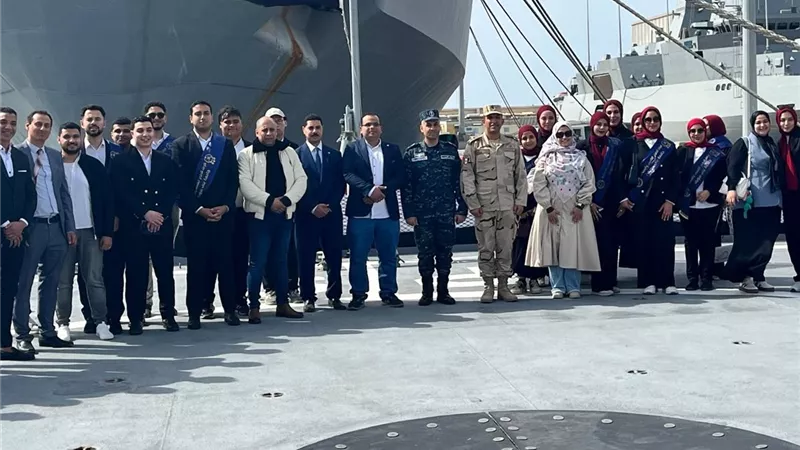 القاعدة البحرية بالإسكندرية تستضيف طلاب بنى سويف بزيارة لتعزيز الانتماء والوعي