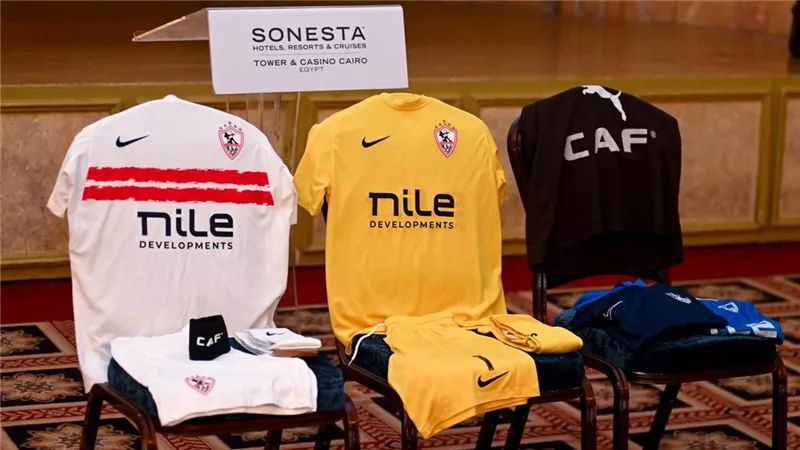 الزمالك بزيه التقليدي أمام شباب بلوزداد في الكونفدرالية