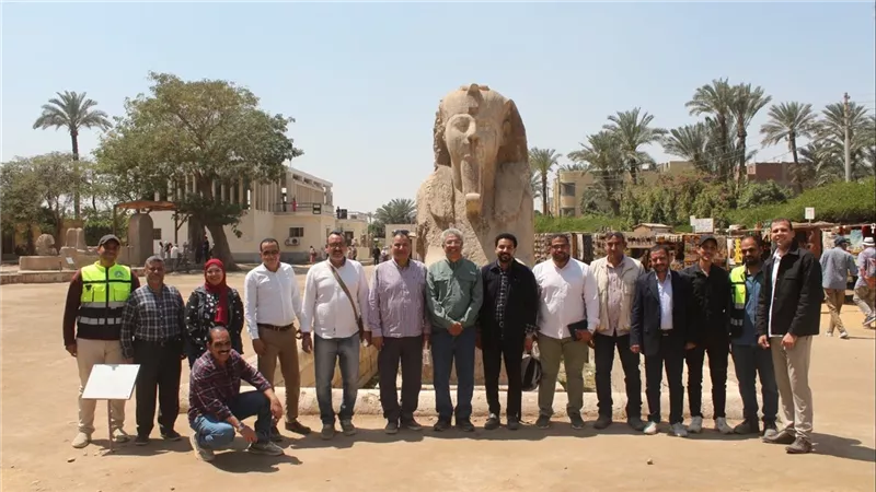 الأمين العام للمجلس الأعلى للآثار يتفقد منطقتي آثار سقارة وميت رهينة 