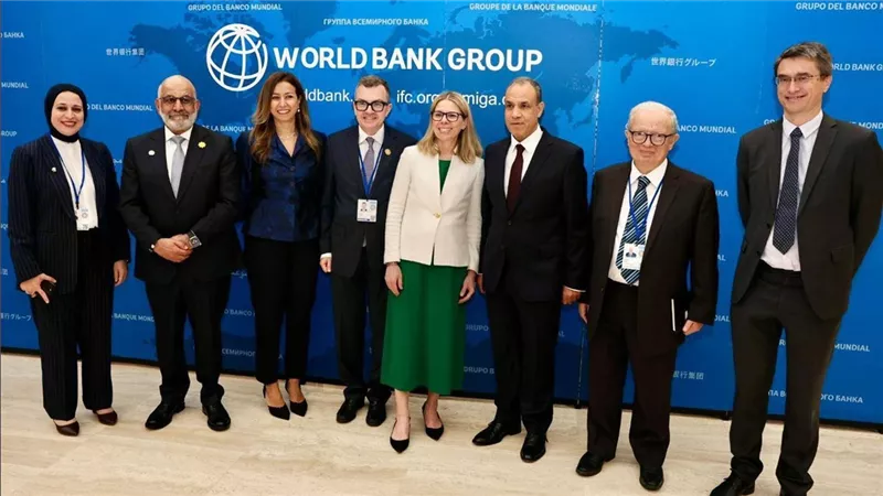 نائب رئيس الوزراء يلتقي المدير المنتدب لشئون العمليات بمجموعة البنك الدولي