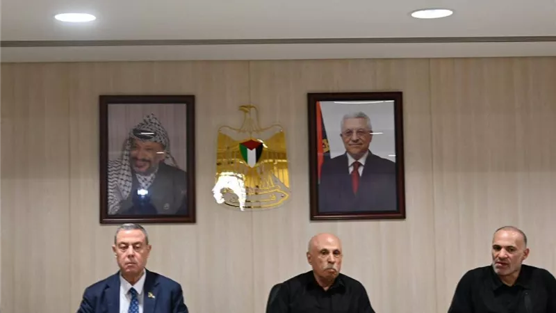 السفير الفلسطيني يشدد على ضرورة الإفراج عن جميع الأسرى والمعتقلين  
