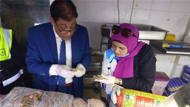ضبط 51.5 كيلو لحوم فاسدة داخل “هايبر” بالأقصر.. حملة مشتركة تضرب بيد من حديد 
